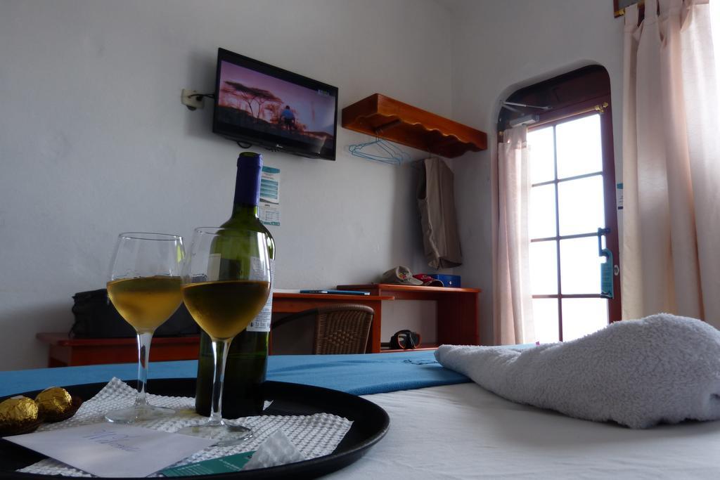 Hotel Coloma Galapagos ปูแอร์โตอาโยรา ภายนอก รูปภาพ