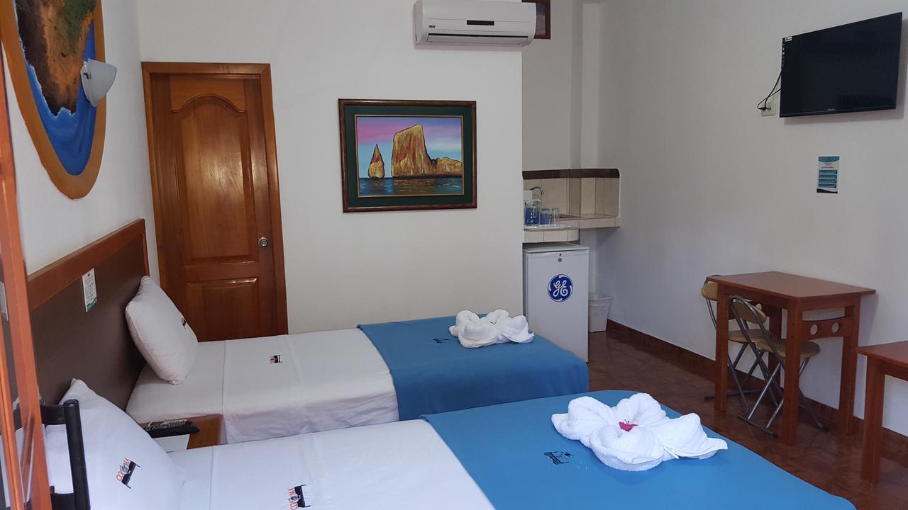 Hotel Coloma Galapagos ปูแอร์โตอาโยรา ภายนอก รูปภาพ